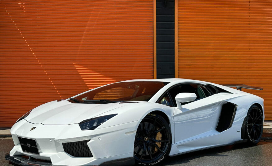 2012 Lamborghini Aventador LP700-4