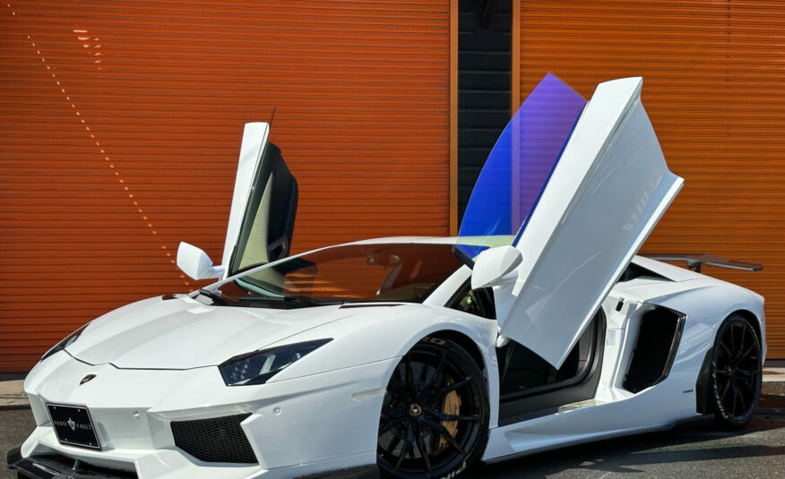 2012 Lamborghini Aventador LP700-4