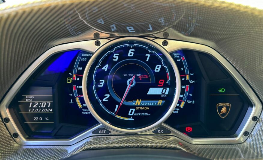 2012 Lamborghini Aventador LP700-4