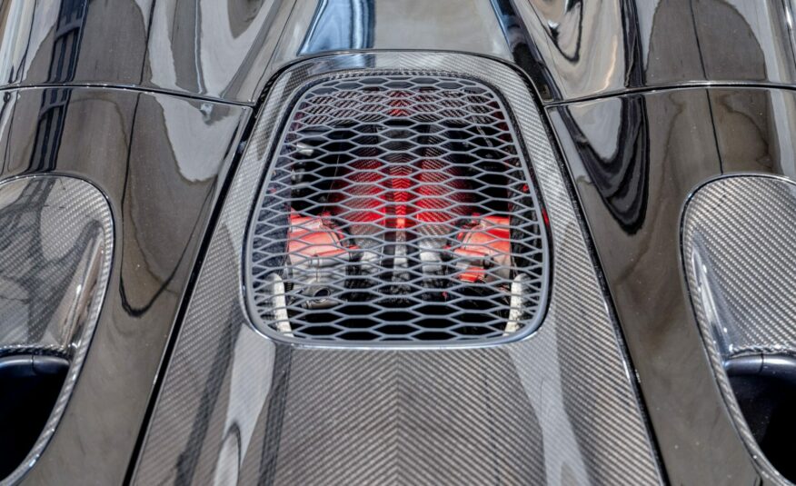 2022 McLaren Elva