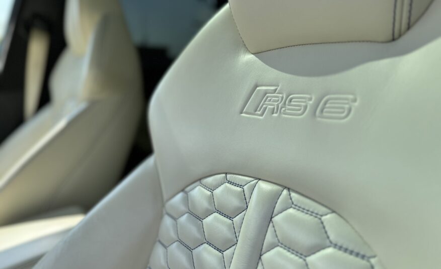 2016 Audi RS 6 Avant Performance