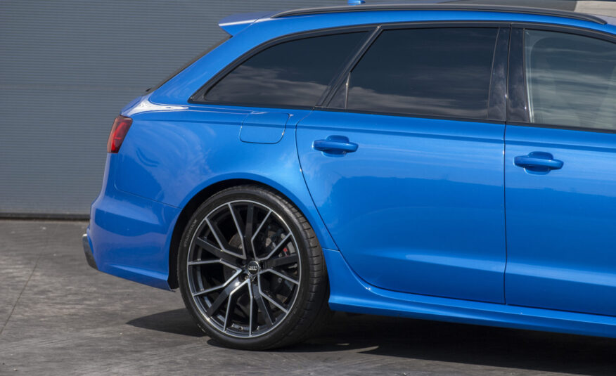 2016 Audi RS 6 Avant Performance