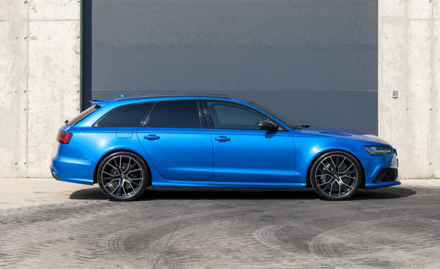 2016 Audi RS 6 Avant Performance