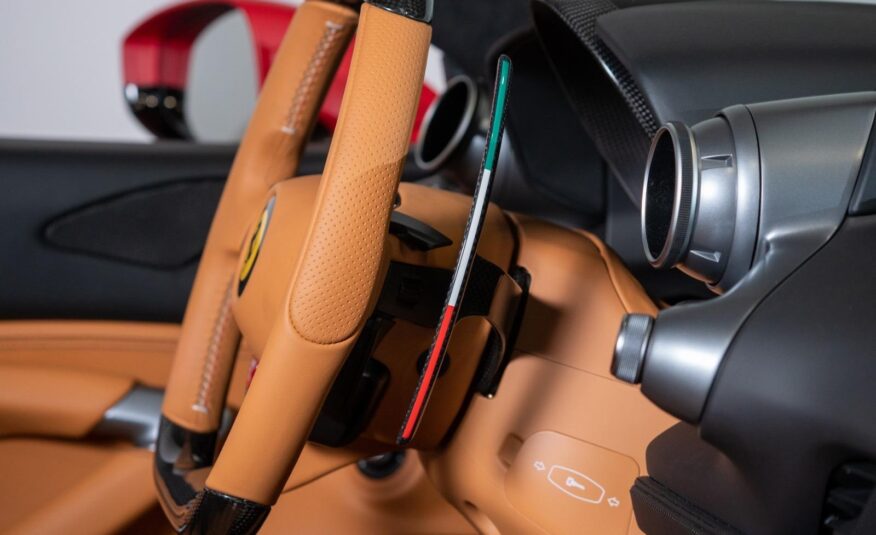 2022 Ferrari F8 Spider Rosso F1-75