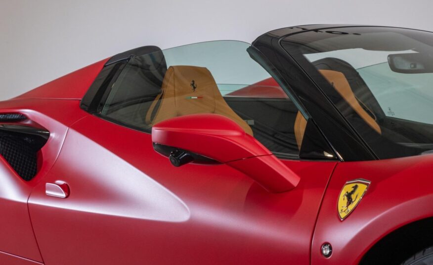 2022 Ferrari F8 Spider Rosso F1-75