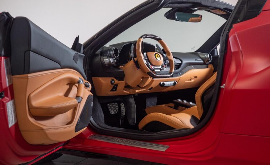 2022 Ferrari F8 Spider Rosso F1-75